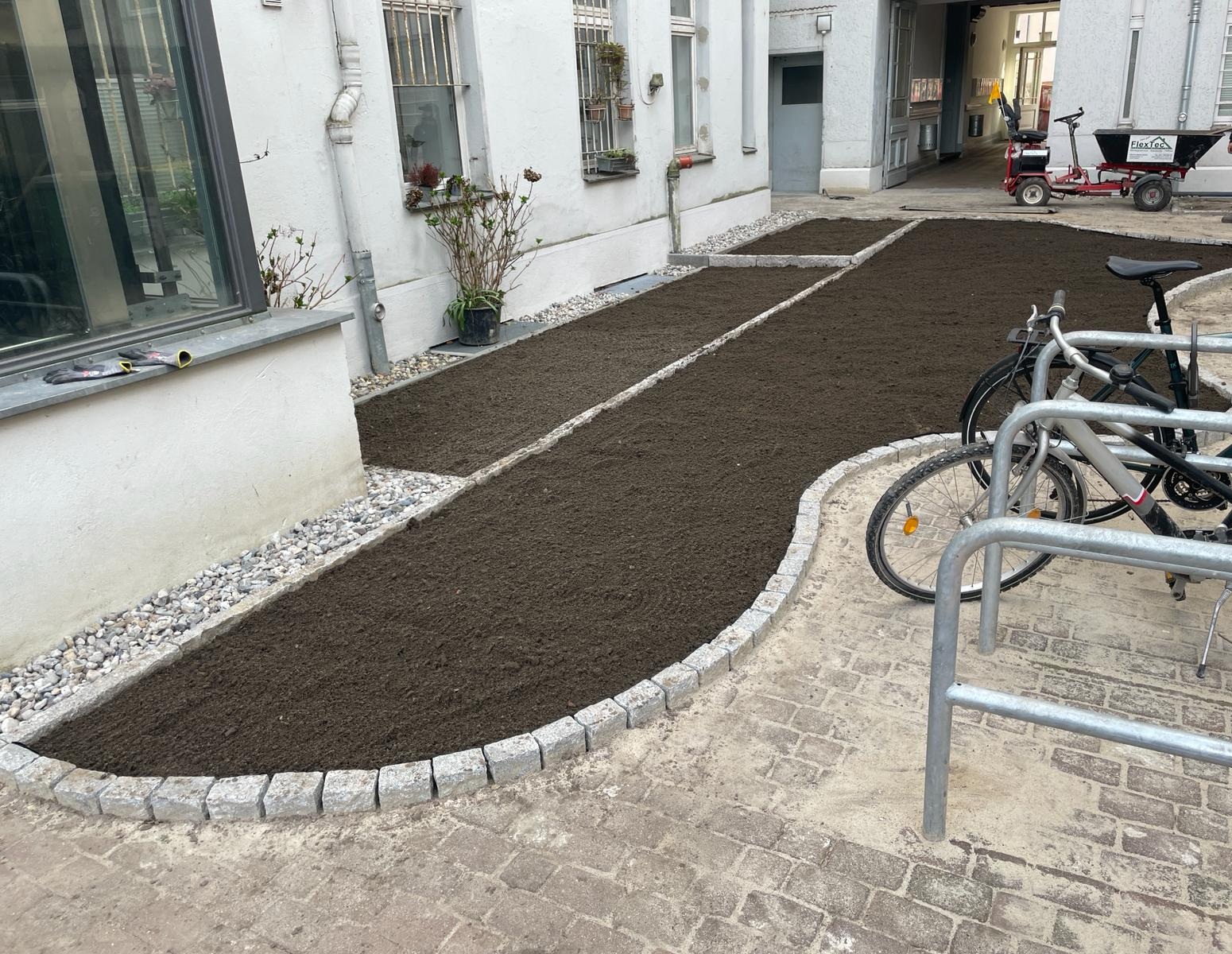 37 Außenanlagen Neugestaltung.jpg